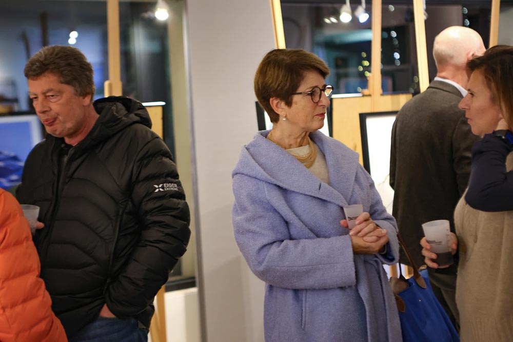 paintings by danny touw art exhibition champery region dents du midi portes du midi